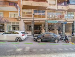 Local comercial en venta en Calpe photo 0