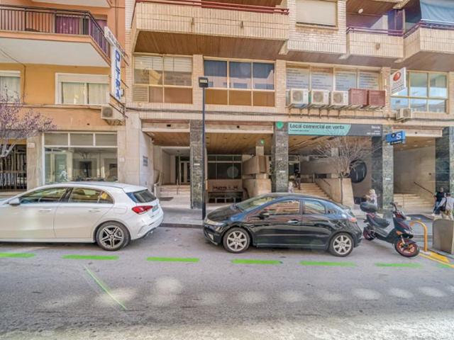 Local comercial en venta en Calpe photo 0