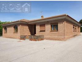 Chalet en venta en Sax photo 0