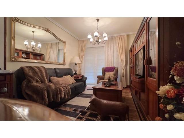 Casa en venta en Pasaia photo 0