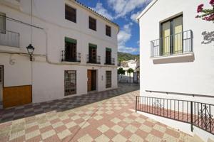 Adosada en venta en Tolox, South of spain photo 0