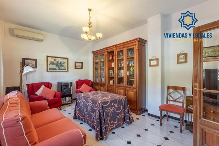 Casa en venta en Monachil, Barrio de monachil photo 0