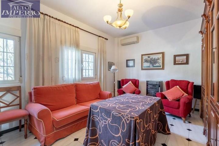 Casa en venta en Monachil, Barrio de monachil photo 0