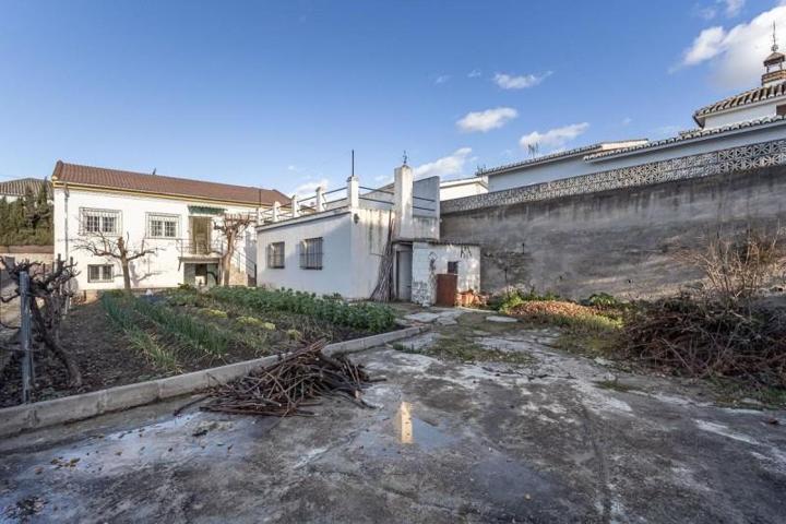 Casa en venta en Monachil, Barrio de monachil photo 0