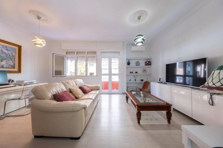 Piso en venta en Las Palmas de Gran Canaria, Arenales photo 0