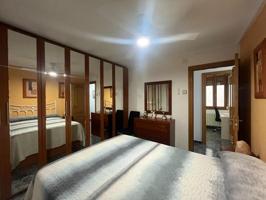 Adosada en venta en Zaragoza, Torrero photo 0