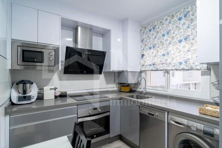 Piso en venta en Vélez-Málaga photo 0