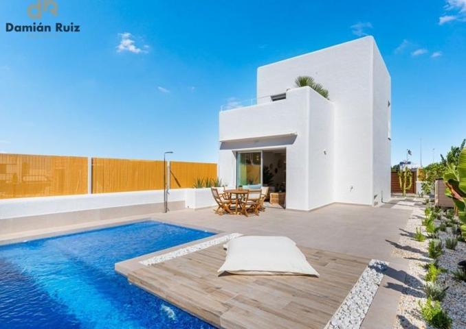 Chalet en venta en San Fulgencio, Centro photo 0