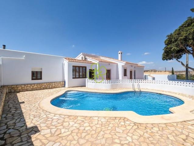 Chalet en venta en Arboleas, Los menchones photo 0