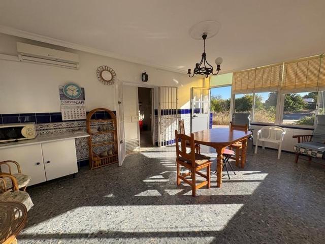 Casa con terreno en venta en Chiclana de la Frontera, Los Llanos de San Vicente photo 0
