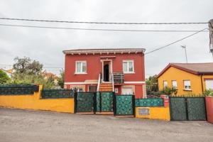 Casa en venta en Gijón, Gijón photo 0