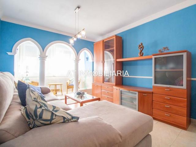 Piso en venta en Cádiz photo 0