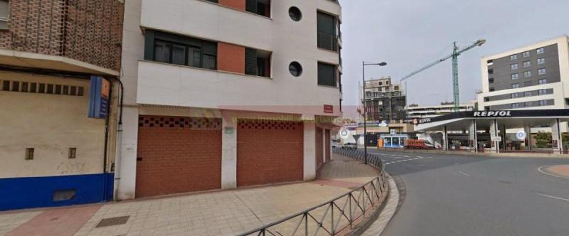 Local comercial en venta en Logroño, Cascajos photo 0