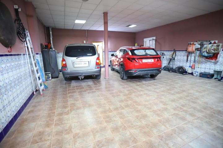 Casa en venta en Alcázar de San Juan, Club de Tenis photo 0