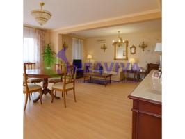 Duplex en venta en La Seu d'Urgell photo 0