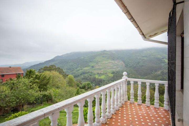 Casa en venta en Colunga, Colunga photo 0