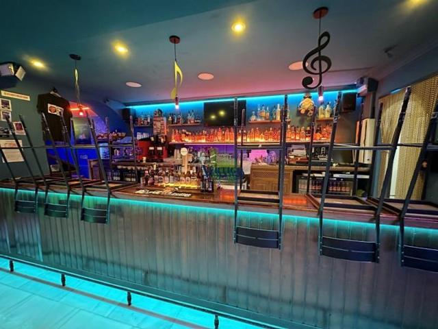 Local comercial en venta en Dos Hermanas, Centro - Centro photo 0