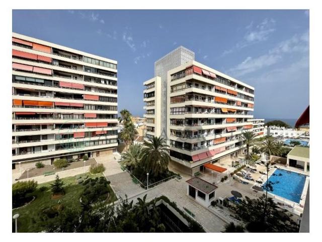 Piso en venta en Torremolinos photo 0