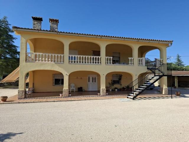 Chalet en venta en Agullent, Urbanizacion las doce photo 0