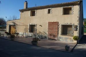 Chalet en venta en Ontinyent, Camí la font photo 0