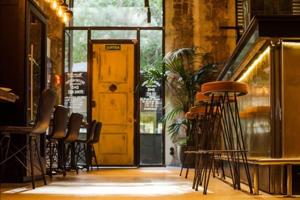 Local comercial en venta en Barcelona photo 0