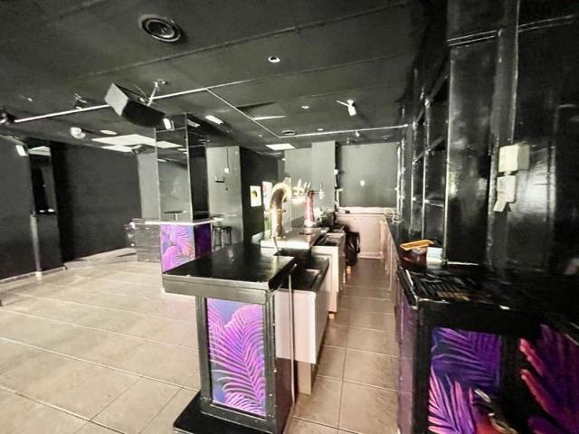 Local comercial en venta en Benidorm, Levante photo 0