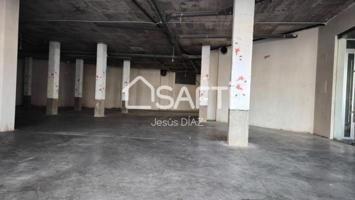 Local comercial en venta en Miguelturra photo 0
