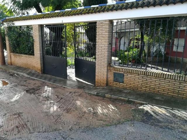 Chalet en venta en Espartinas, Urbanizacion las portadas photo 0