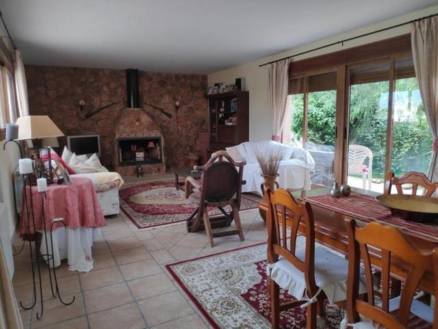 Casa con terreno en venta en Moratalla photo 0