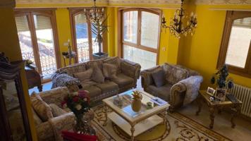 Chalet en venta en Vilagarcía de Arousa, Cea photo 0