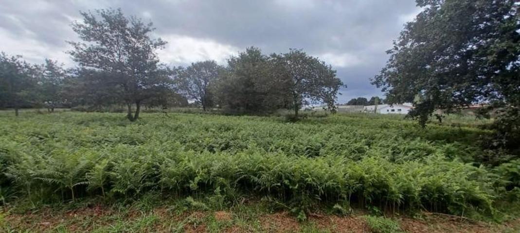Terreno en venta en Santiago de Compostela, Poligono del Tambre photo 0