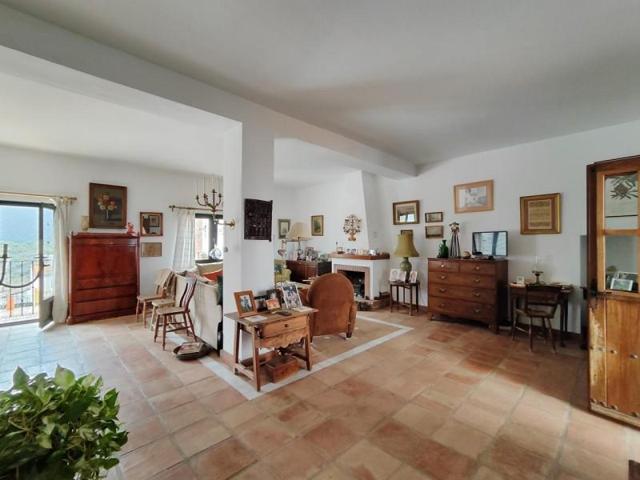 Chalet en venta en Benaoján photo 0