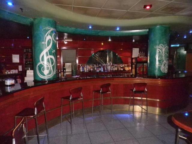 Local comercial en venta en Puertollano, PUERTOLLANO photo 0