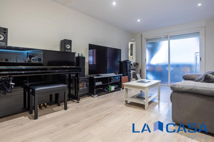 Piso en venta en Sant Cugat del Vallès, Centre photo 0