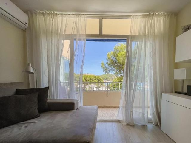 Apartamento en venta en Calvia, Cala Fornells photo 0