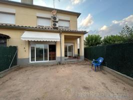 Casa en venta en Sils photo 0