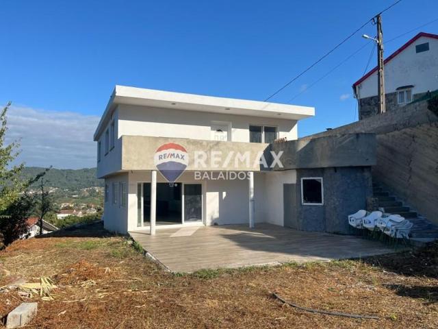 Chalet en venta en Mondariz-Balneario, Galicia photo 0