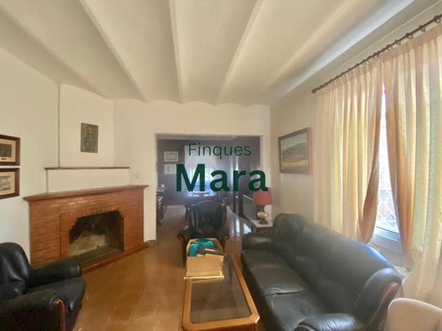 Duplex en venta en Sant Boi de Llobregat, Marianao photo 0