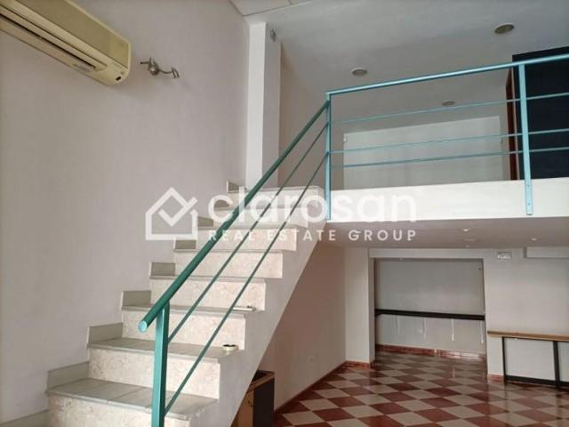 Local comercial en venta en Málaga photo 0