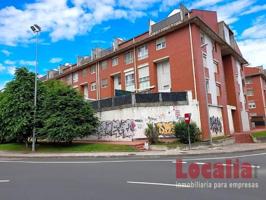 Local comercial en venta en Astillero photo 0