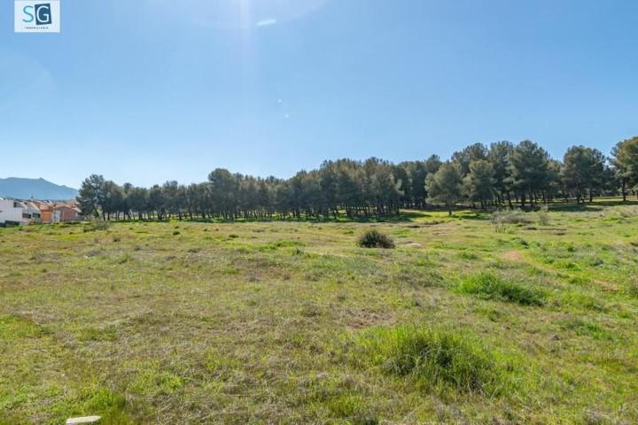 Chalet en venta en Zubia, Guardia Civil photo 0