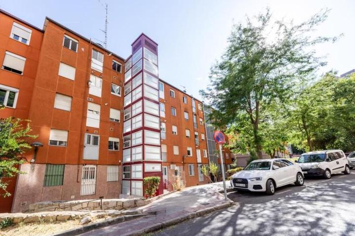 Piso en venta en Madrid, Calle de San Roberto, 12, 28011 photo 0