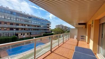 Piso en venta en Salou, Barenys photo 0