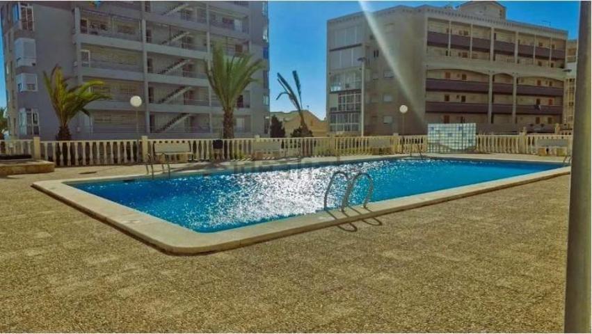 Apartamento en venta en Arenales del sol, Segunda linea playa photo 0