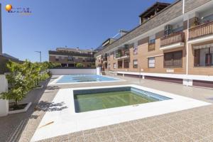 Aticos en venta en Churriana de la Vega, San Cayetano photo 0