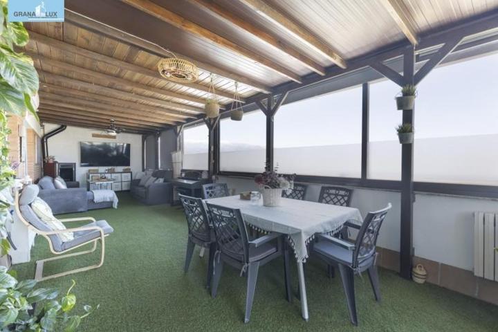 Aticos en venta en Churriana de la Vega, San Cayetano photo 0