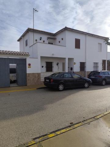 Adosada en venta en Pizarra, Zalea photo 0