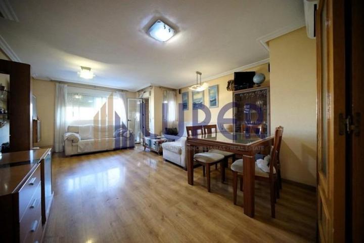 Piso en venta en Alicante, Pau II photo 0