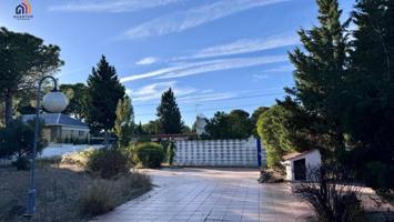 Casa en venta en Zaragoza, Zaragoza photo 0