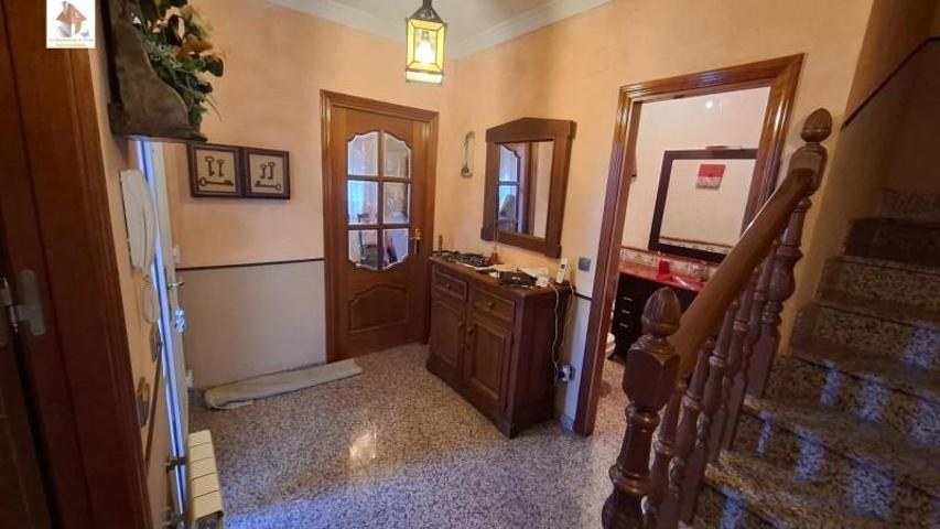 Adosada en venta en Seseña, CASCO URBANO photo 0